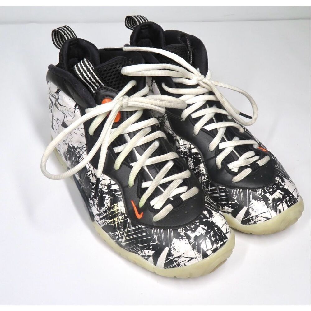 Nike Little Posite One Shattered Backboard Sneaker Black White Big Kids Size 5Y
